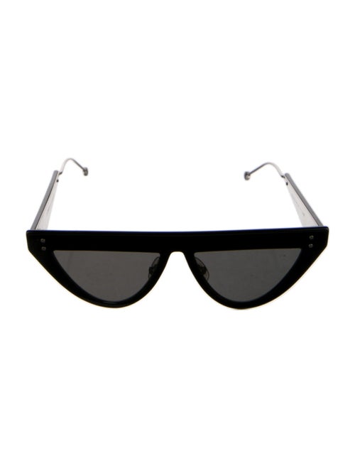 Fendi Oversize Tinted Sunglasses
