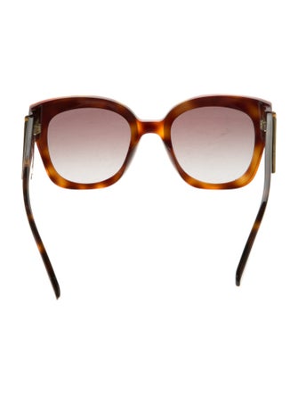 Fendi Oversize Gradient Sunglasses