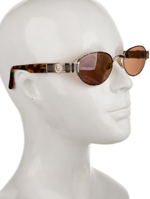 Fendi Round Tinted Sunglasses