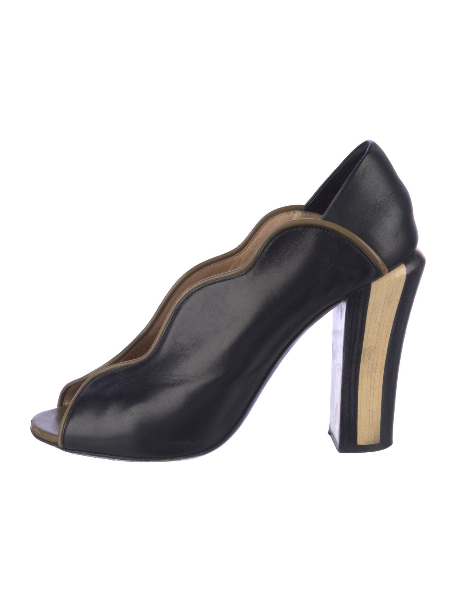 Fendi Leather Colorblock Pattern D'Orsay Pumps