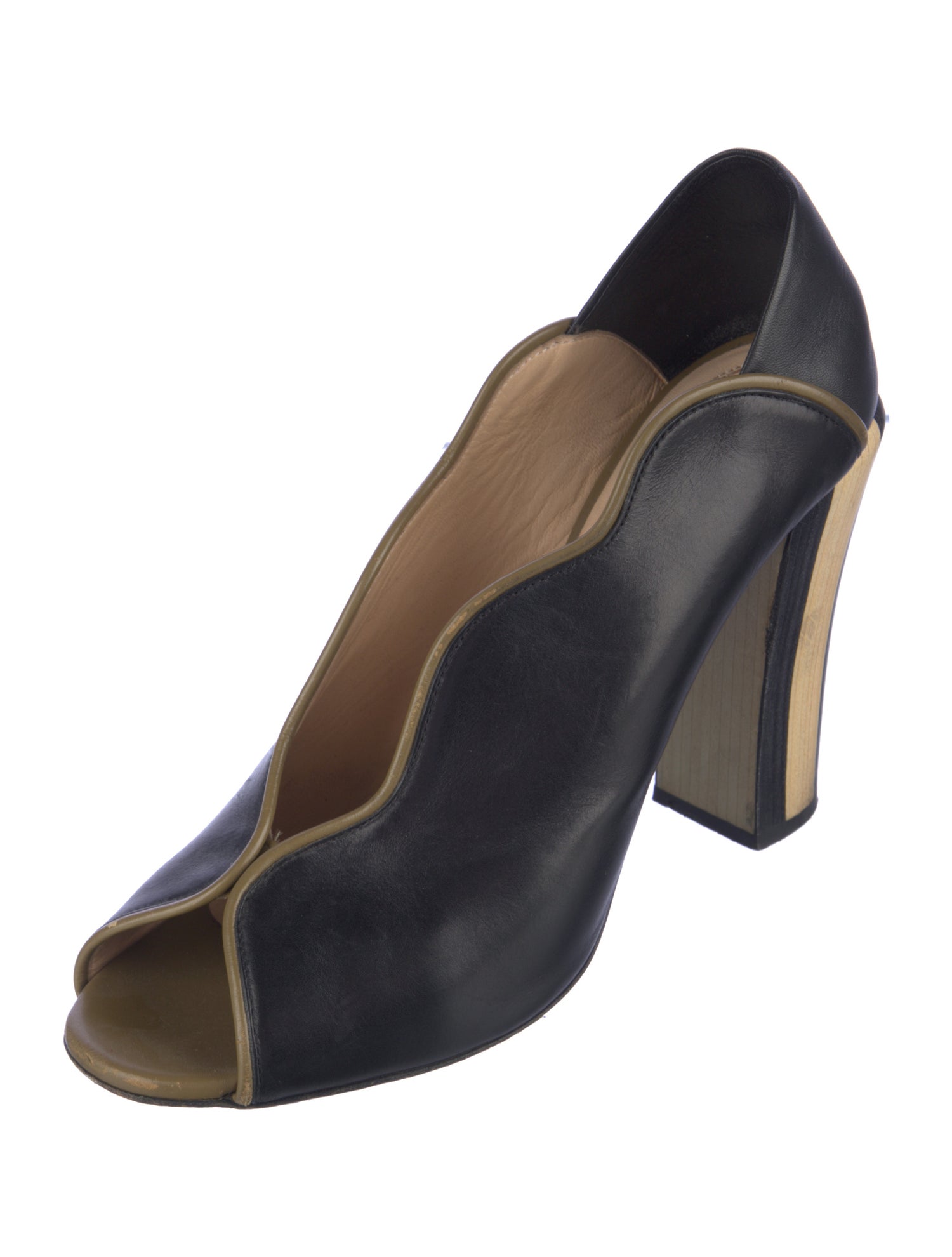 Fendi Leather Colorblock Pattern D'Orsay Pumps