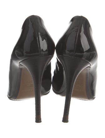 Fendi Patent Leather Pumps