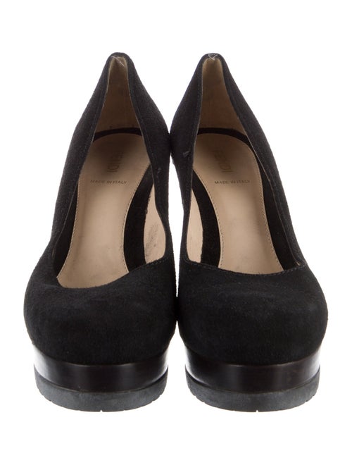Fendi Suede Pumps