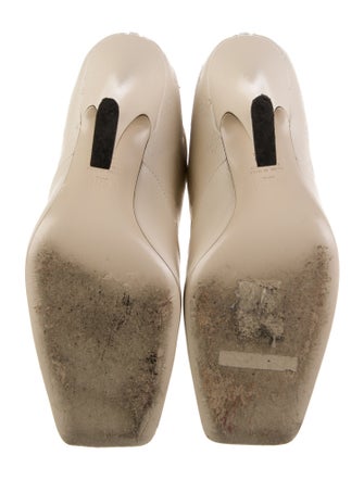 Fendi Karligraphy Accent Leather Boots