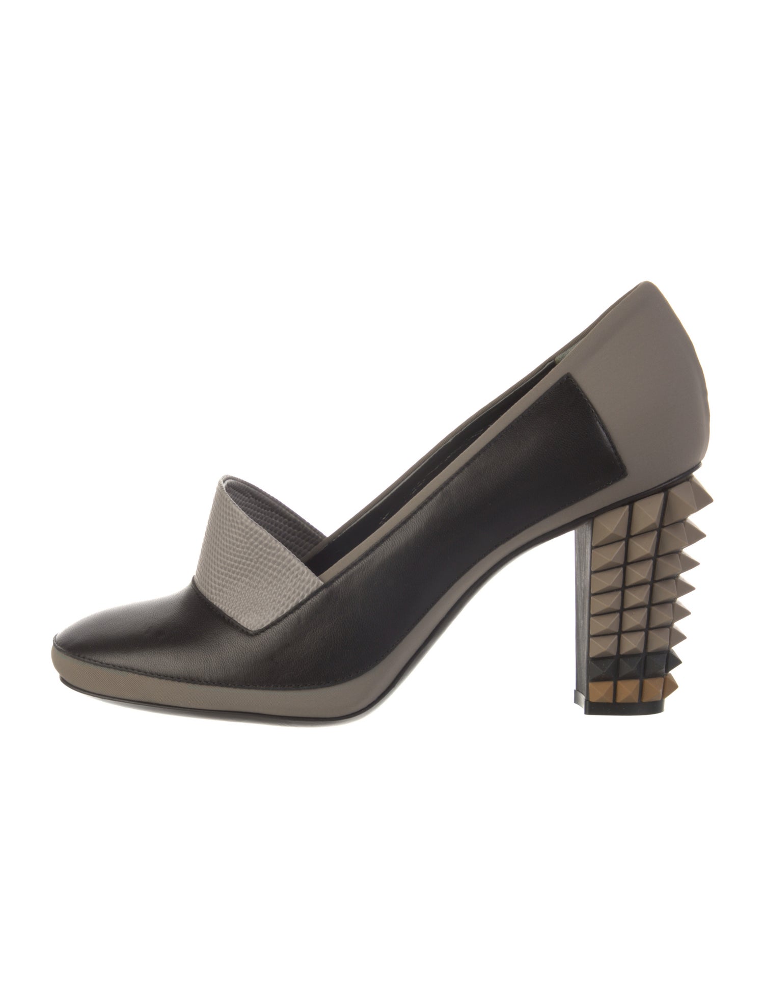 Fendi Zucca FF Logo Leather Pumps