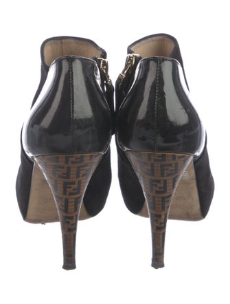 Fendi Zucca FF Logo Suede Pumps