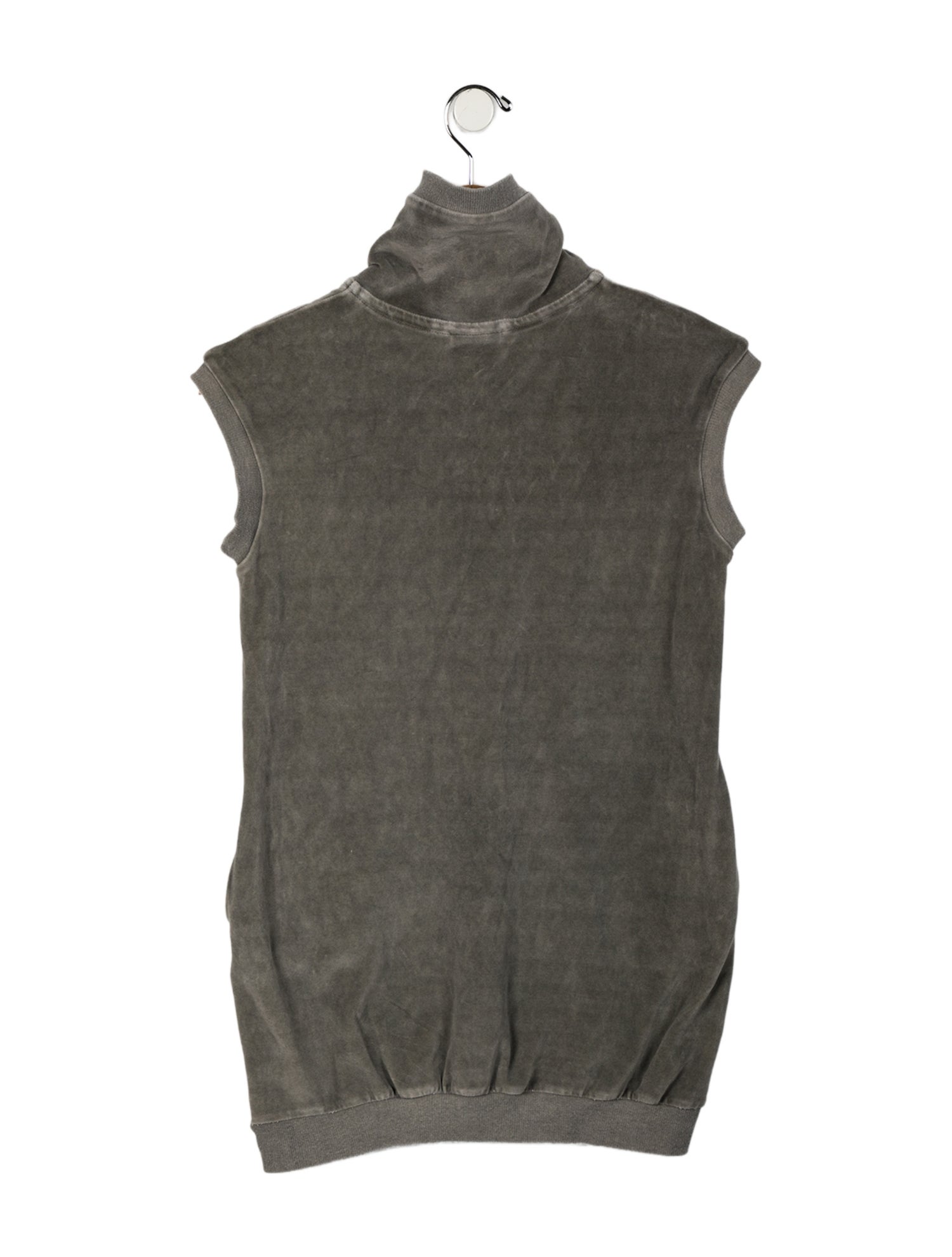 Fendi Short Sleeve Velour Logo Snap Vest