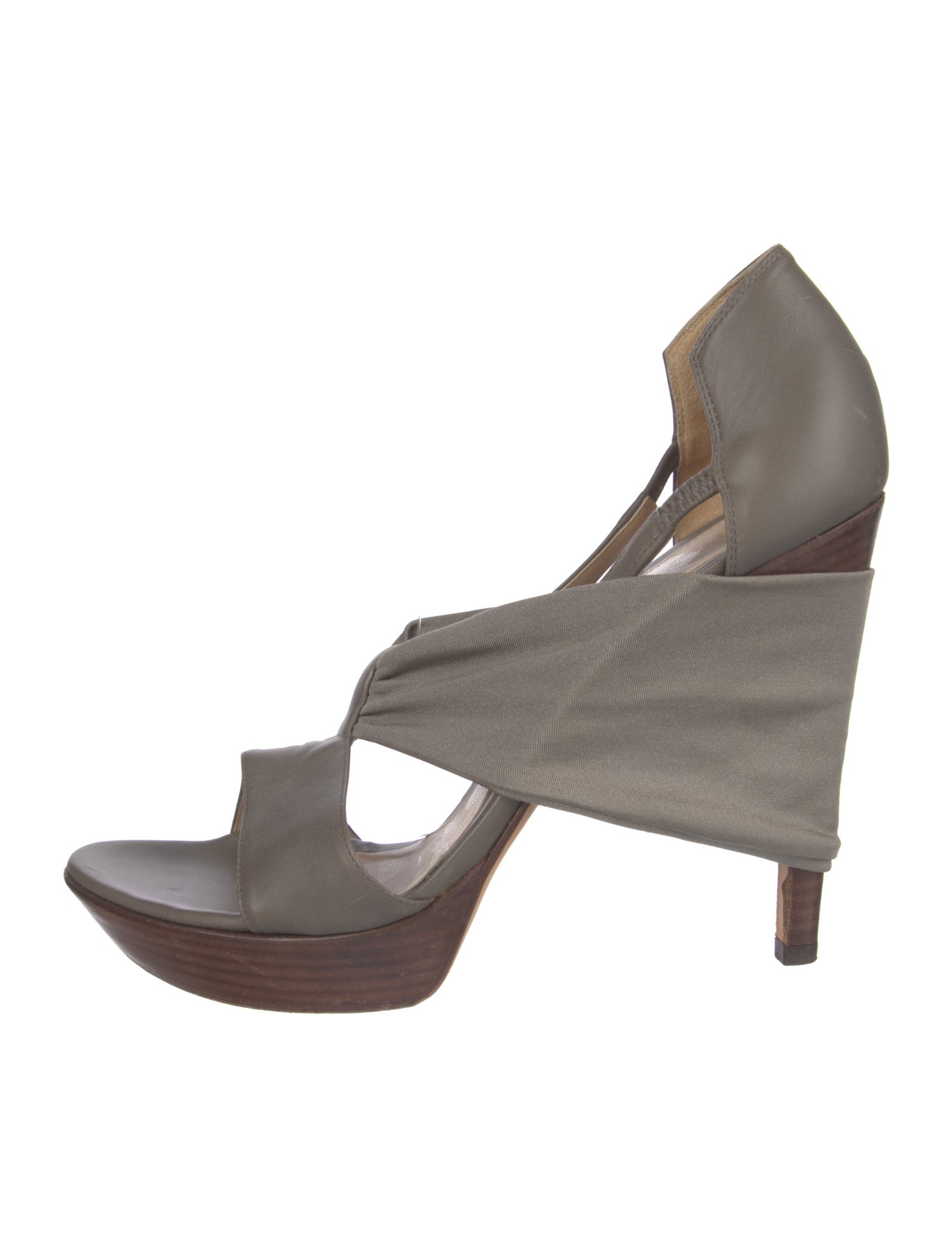 Fendi Leather Slingback Sandals