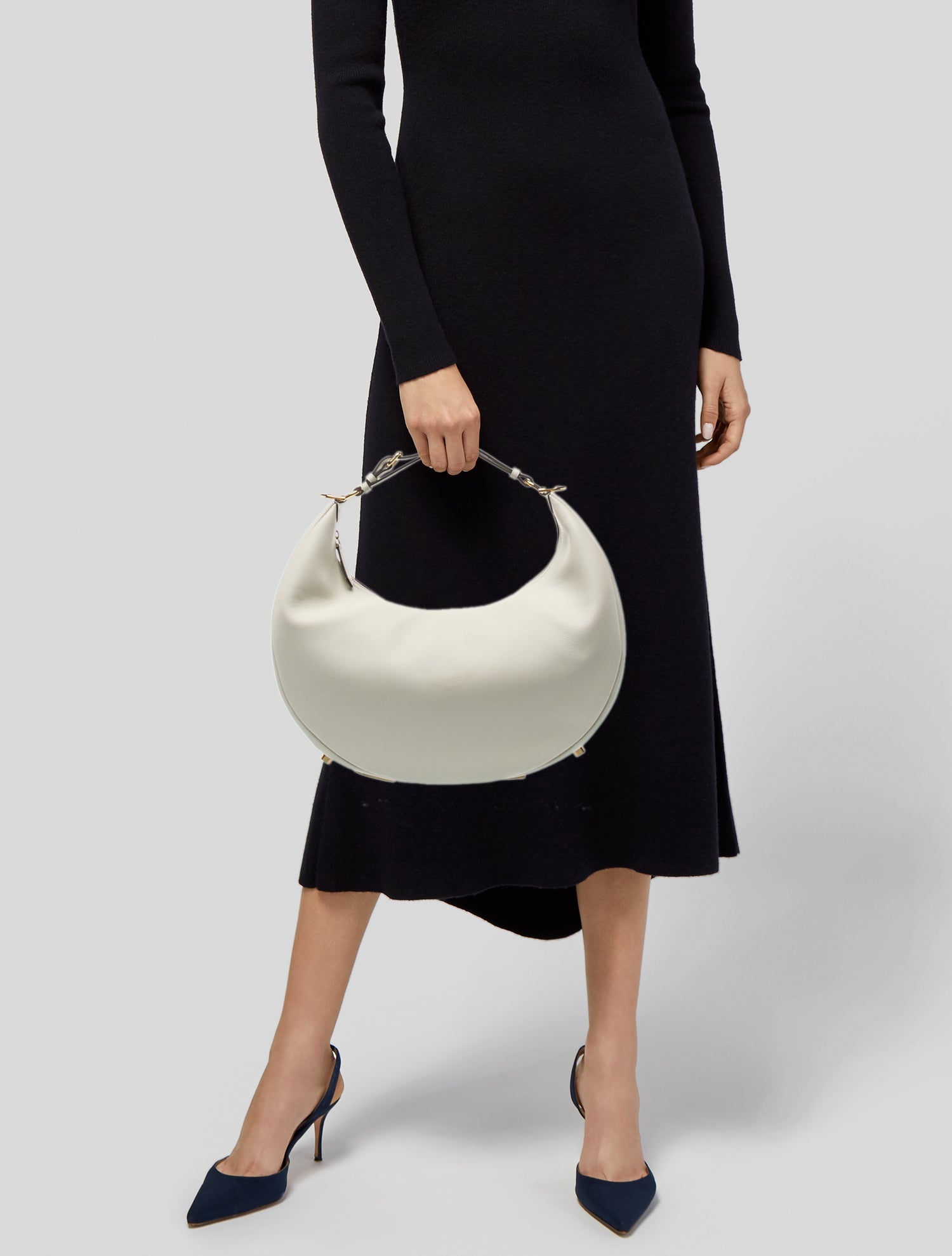 Fendi Leather Fendigraphy Medium 2023