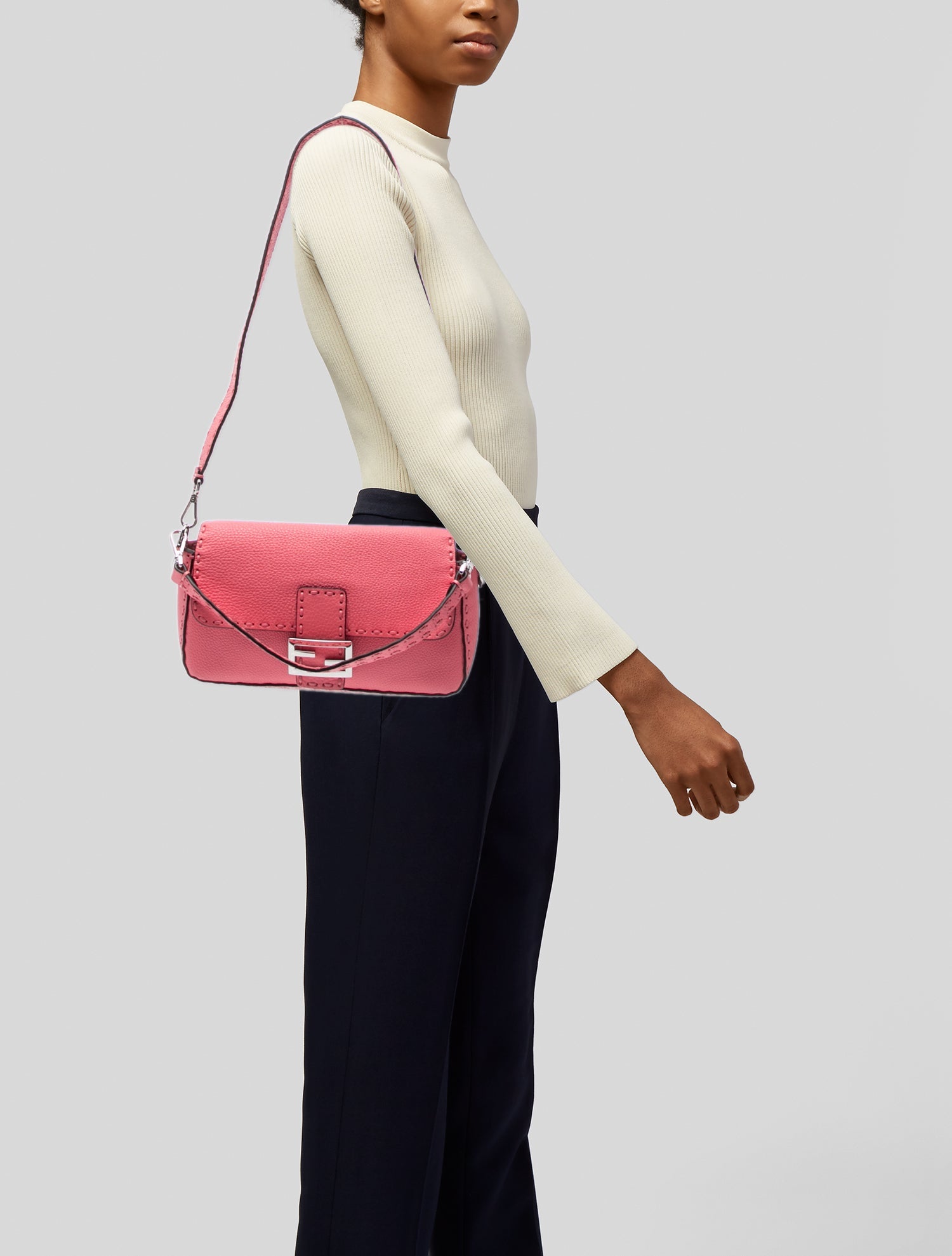 Fendi Selleria Baguette - Pink Shoulder Bags, Handbags - FEN429018