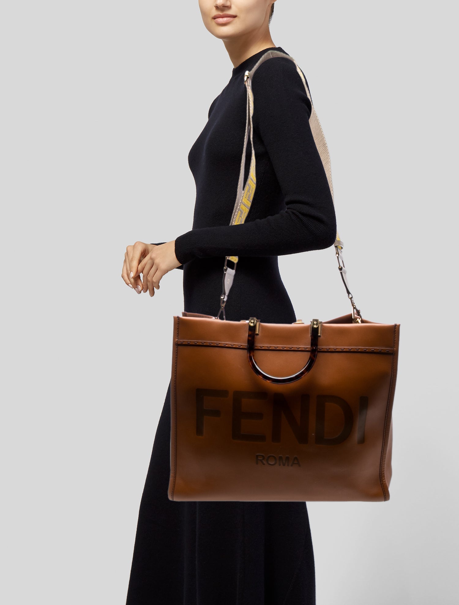 Fendi Leather Leather Sunshine Tote