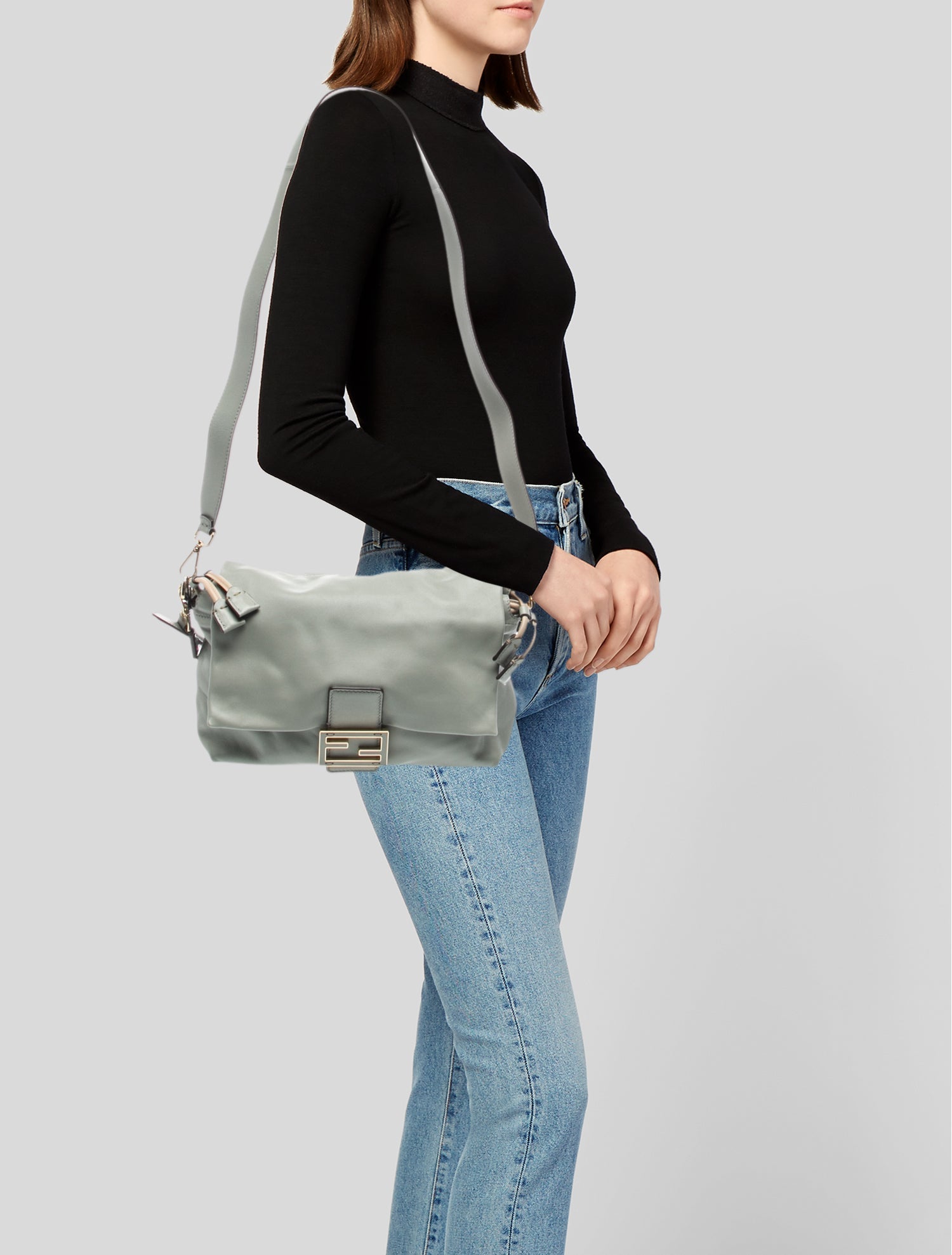 Fendi Leather Mamma Baguette Medium