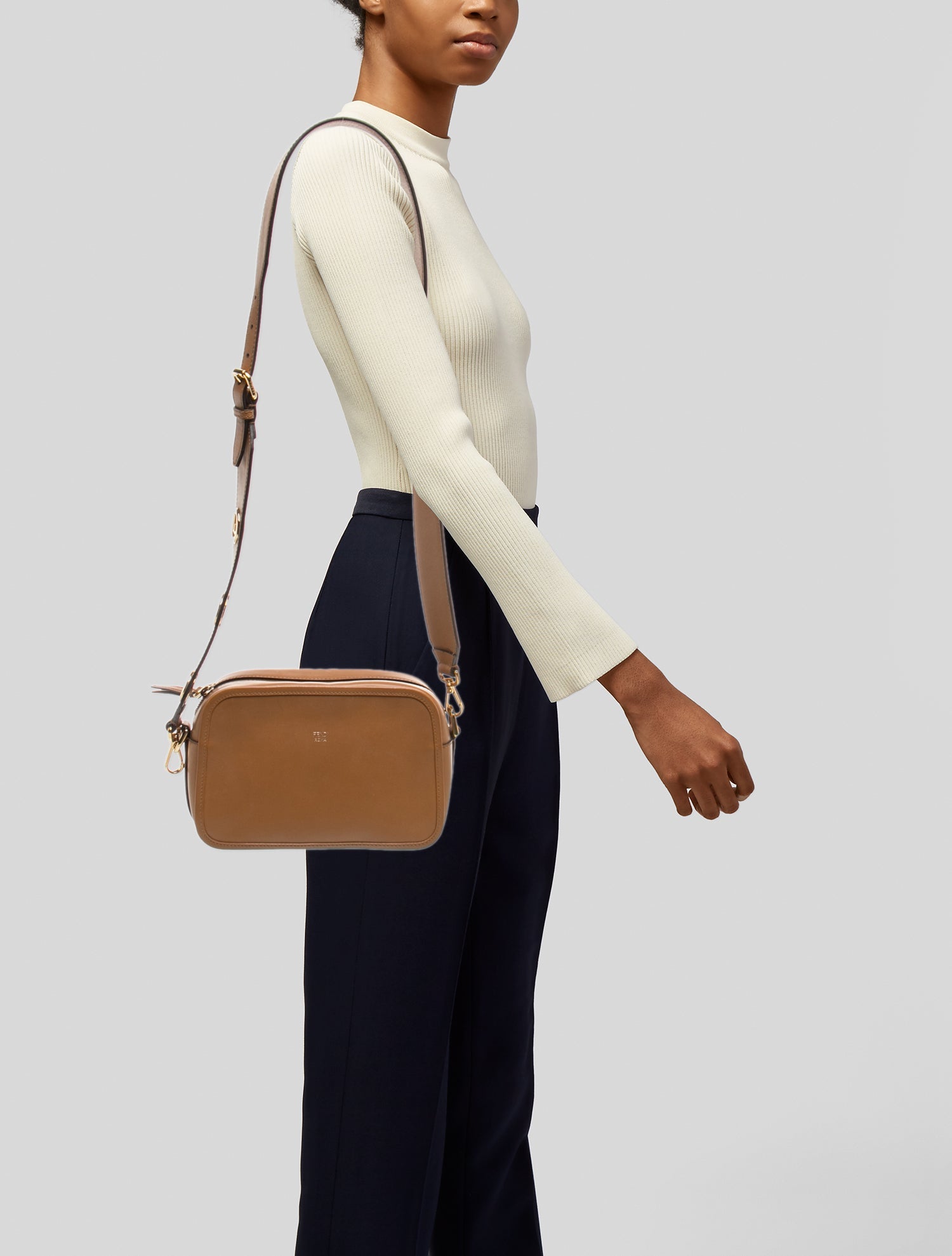 ソ*ク様 Richardson × Olympia Le Tan Reversi Olympia Le-Tan War and Peace Book Clutch - Neutrals Crossbody Bags