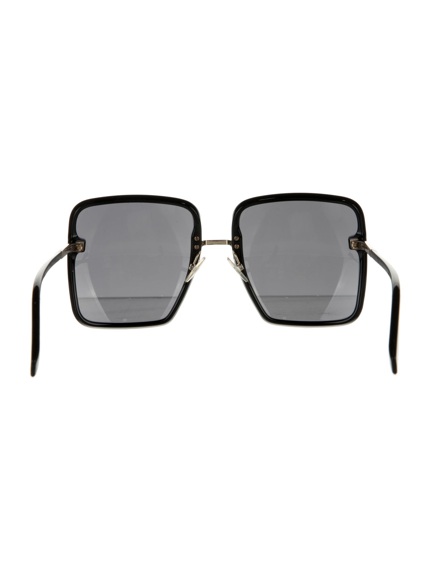 Fendi Oversize Tinted Sunglasses