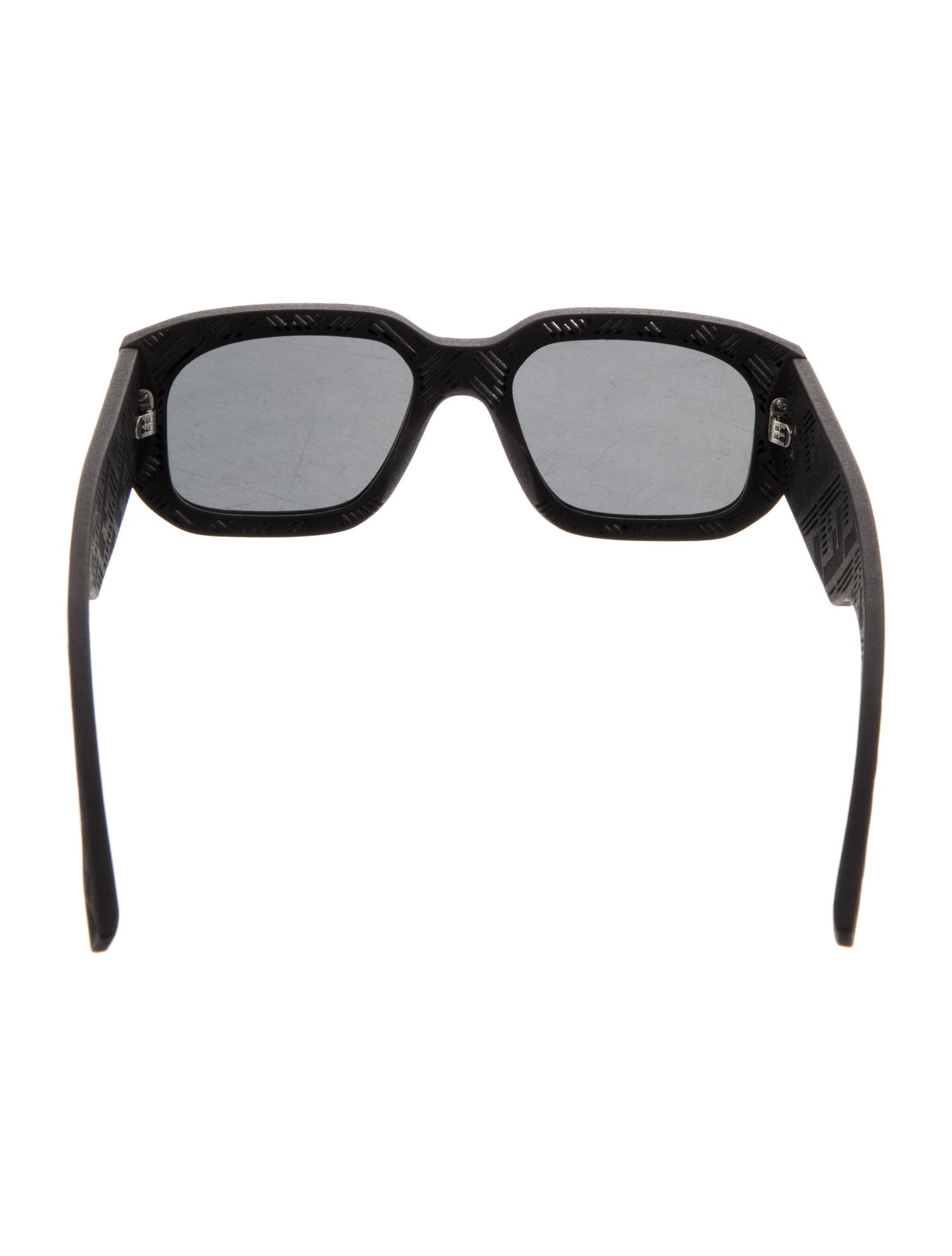 Fendi Oversize Tinted Sunglasses