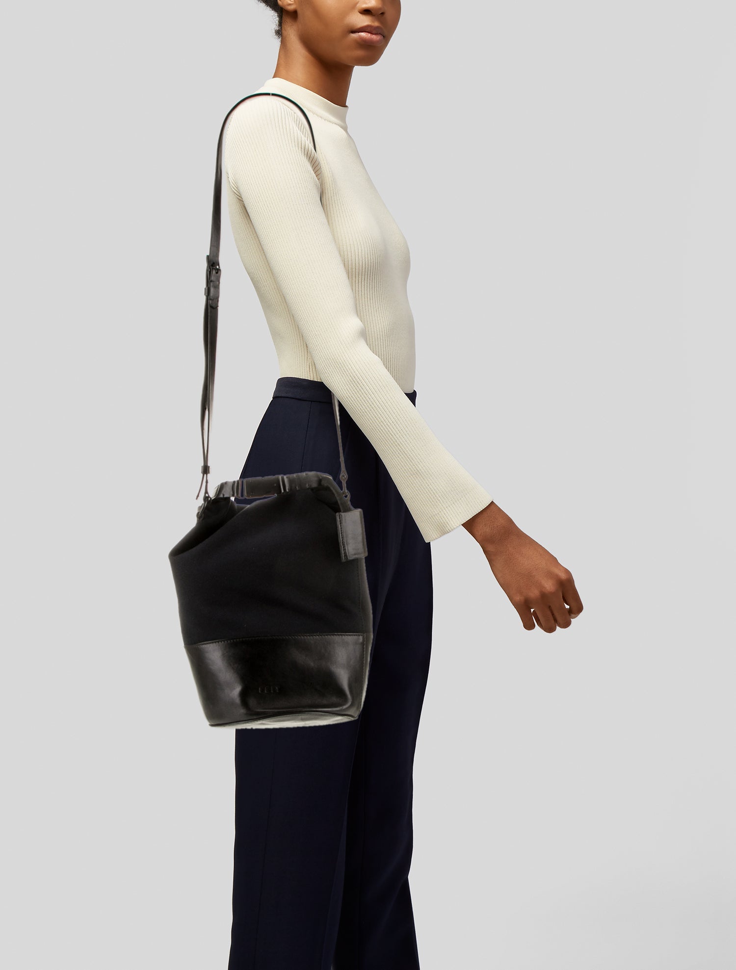 Feit Canvas Bucket Bag