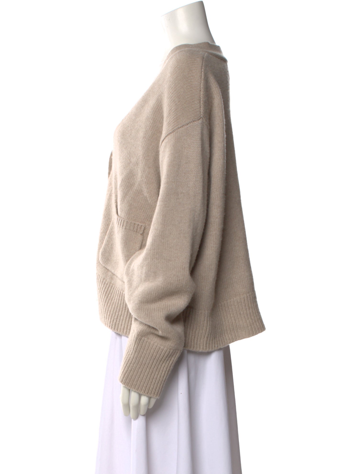 Almada Label Merino Wool V-Neck Sweater
