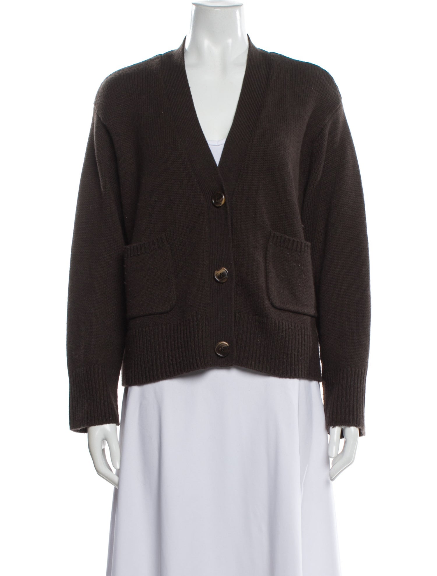 Almada Label Merino Wool V-Neck Sweater