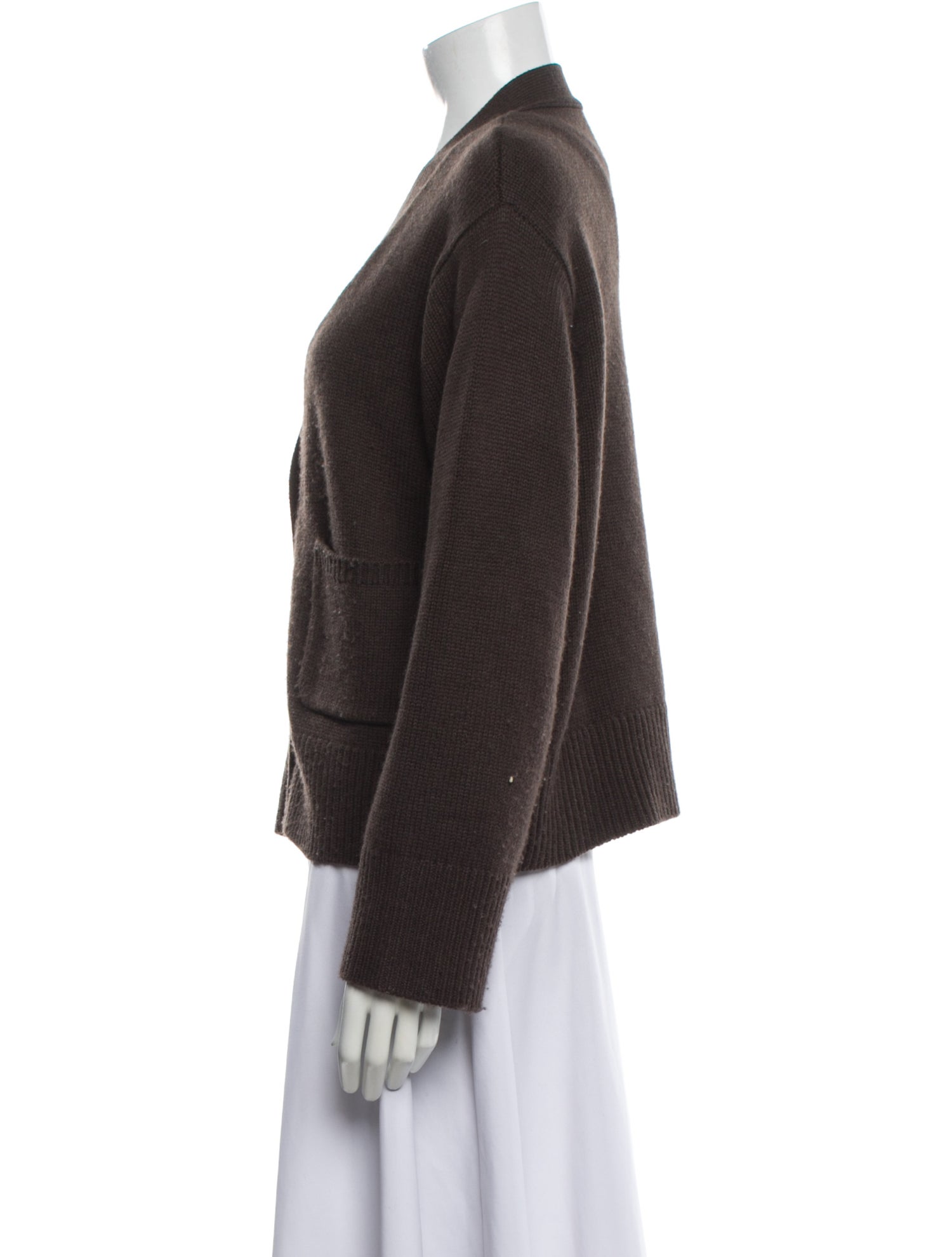 Almada Label Merino Wool V-Neck Sweater