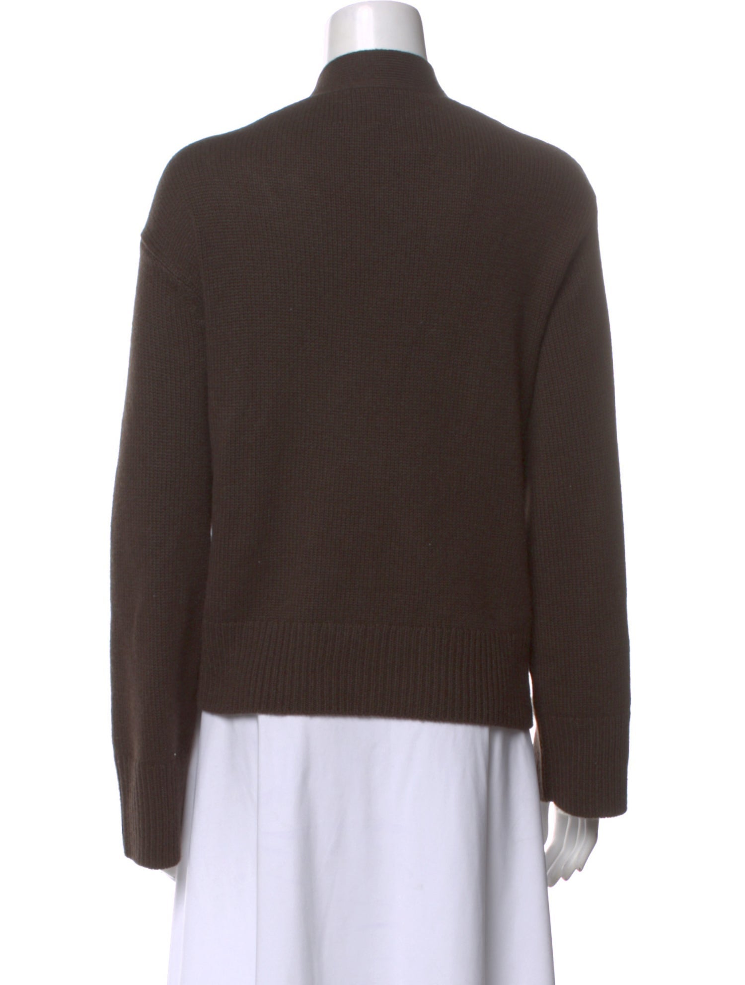 Almada Label Merino Wool V-Neck Sweater