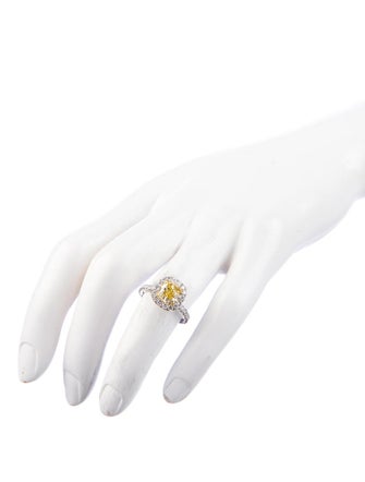 Fancy Yellow Diamond Ring 2.75ctw