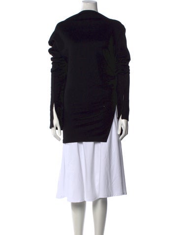 Pre-owned Jade Cropper Virgin Wool Crew Neck Top In Black