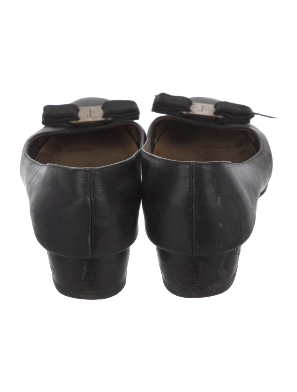 ferragamo pumps sale