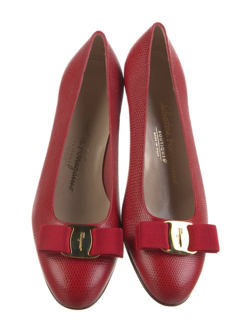 Ferragamo Vara Bow Accent Lizard Pumps