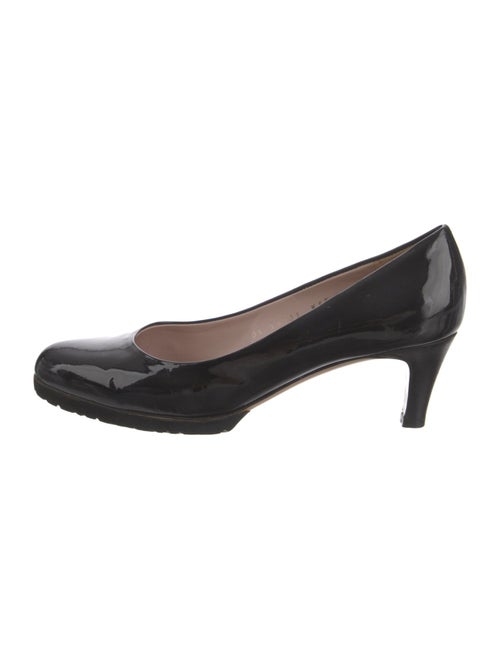 Salvatore Ferragamo Vara Bow Accent Patent Leather Pumps