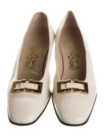 Ferragamo Vara Bow Accent Leather Mules