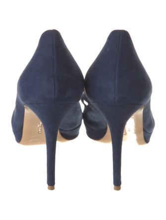 Ferragamo Vara Bow Accent Suede Pumps