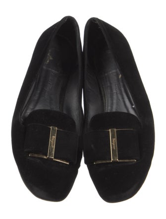 Ferragamo Vara Bow Accent Suede Flats