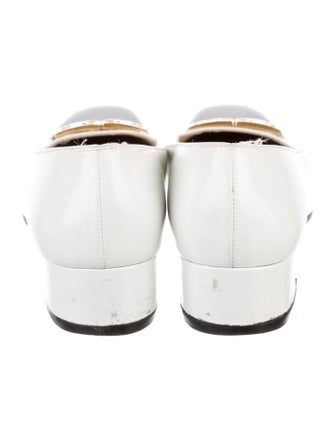 Ferragamo Gancini Logo Leather Ballet Flats