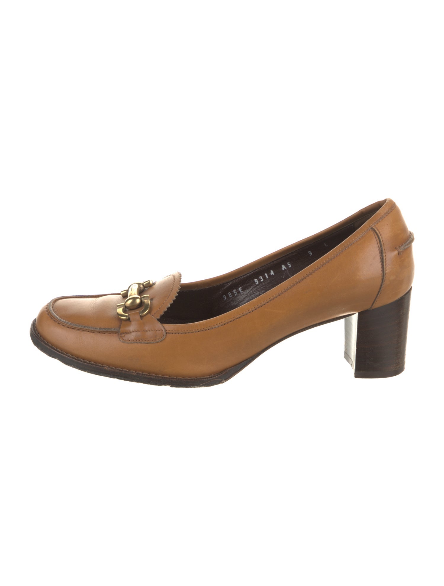 Ferragamo Leather Pumps