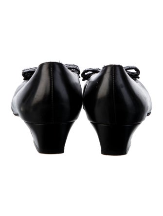 Salvatore Ferragamo Vara Bow Accent Leather Ballet Flats