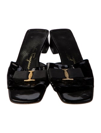 Ferragamo Vara Bow Accent Patent Leather Slides