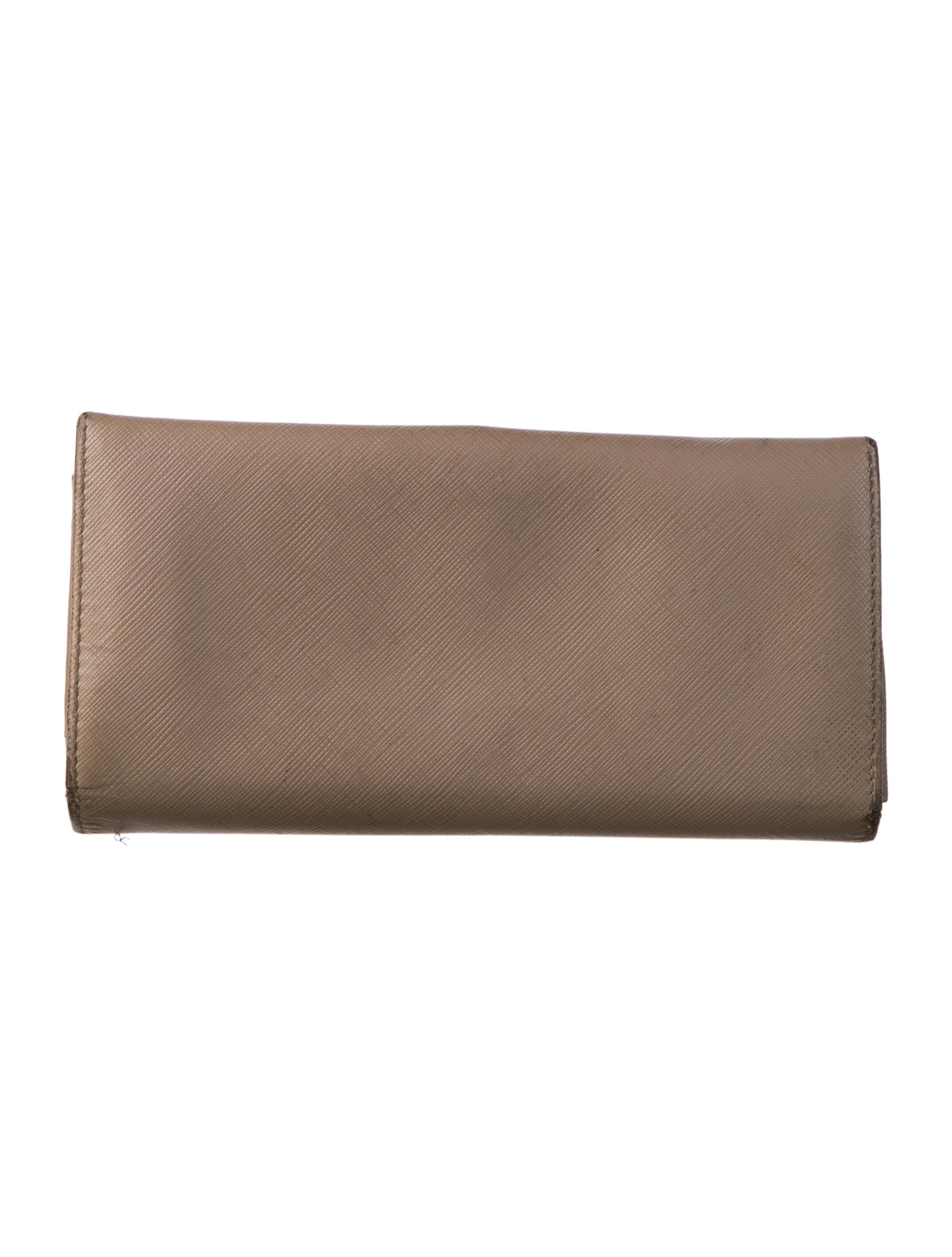 Ferragamo Leather Continental Wallet