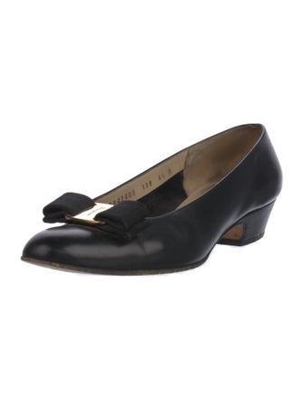 Ferragamo Vara Bow Accent Leather Flats