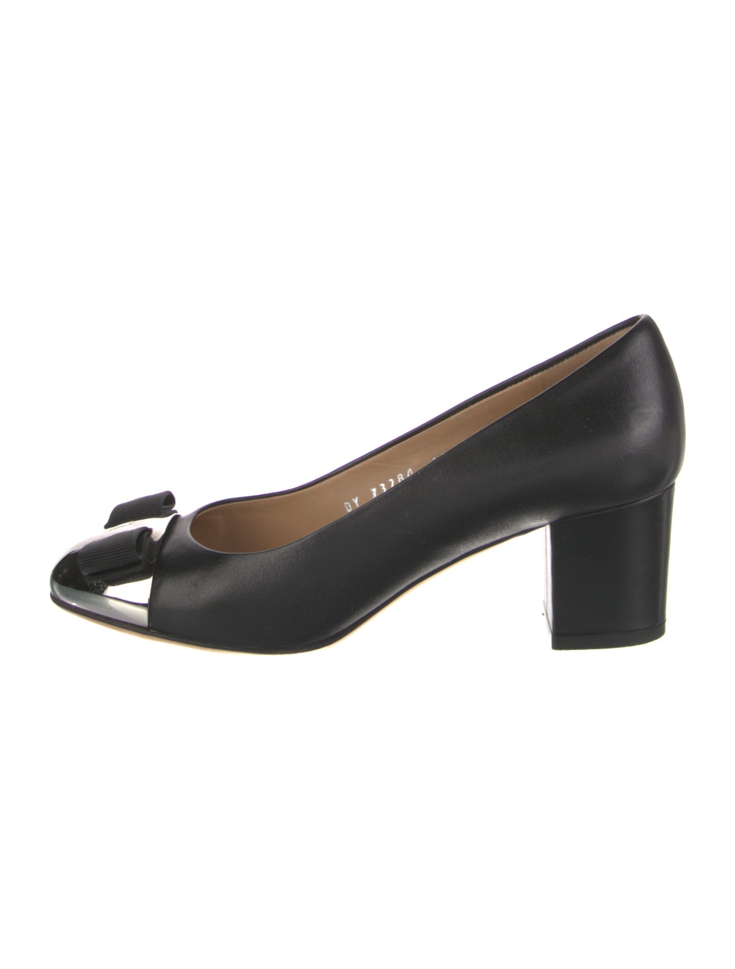 Ferragamo Vara Bow Accent Leather Pumps