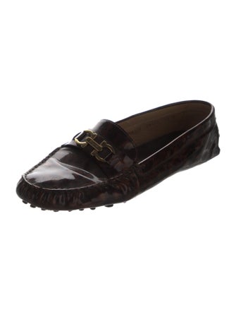 Ferragamo Gancini Logo Patent Leather Loafers