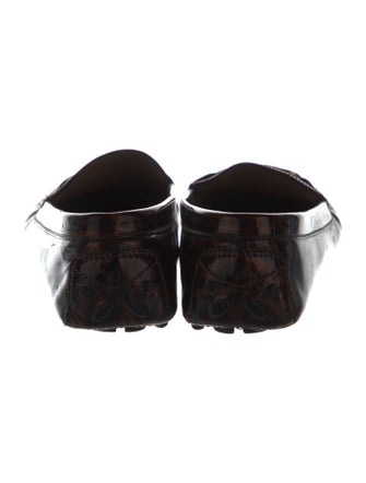 Ferragamo Gancini Logo Patent Leather Loafers