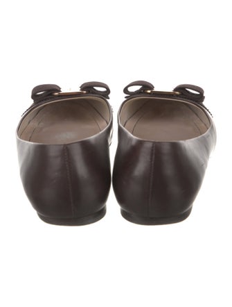 Ferragamo Vara Bow Accent Leather Ballet Flats