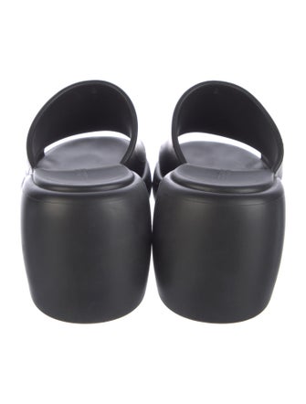 Ferragamo Vara Bow Accent Leather Slides
