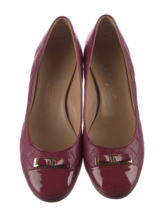 Ferragamo Vara Bow Accent Leather Ballet Flats