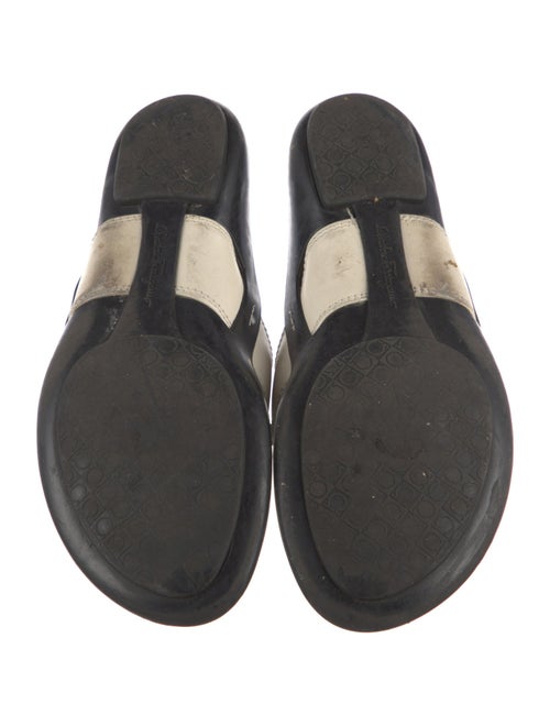 Salvatore Ferragamo Leather Flip Flops