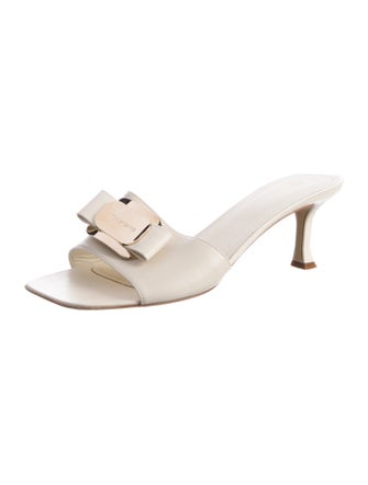 Ferragamo Vara Bow Accent Leather Slides