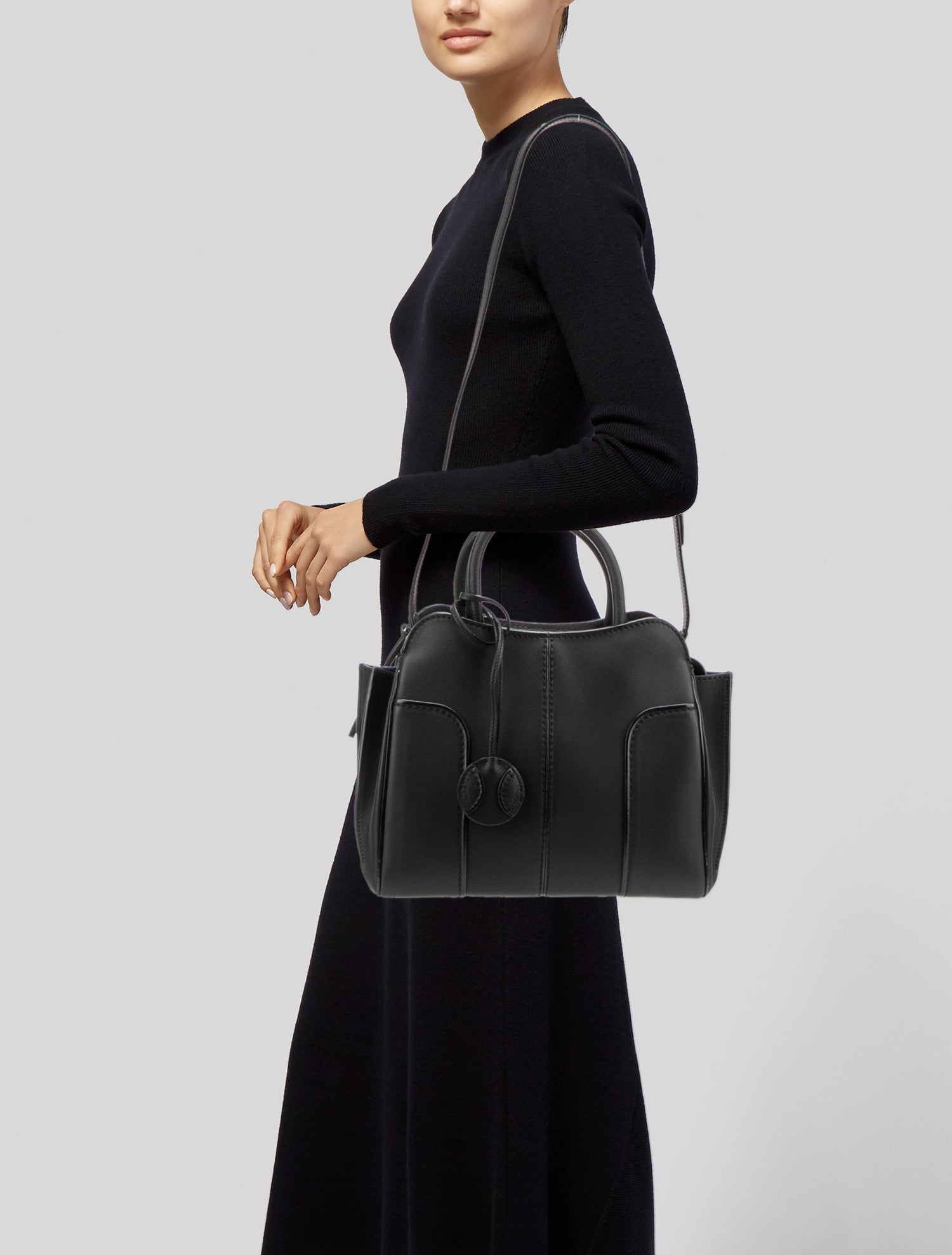 Tod's Leather Chanel Executive Cerf