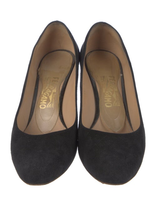 Ferragamo Suede Pumps