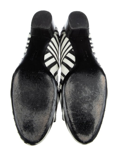 Ferragamo Vara Bow Accent Leather Flats