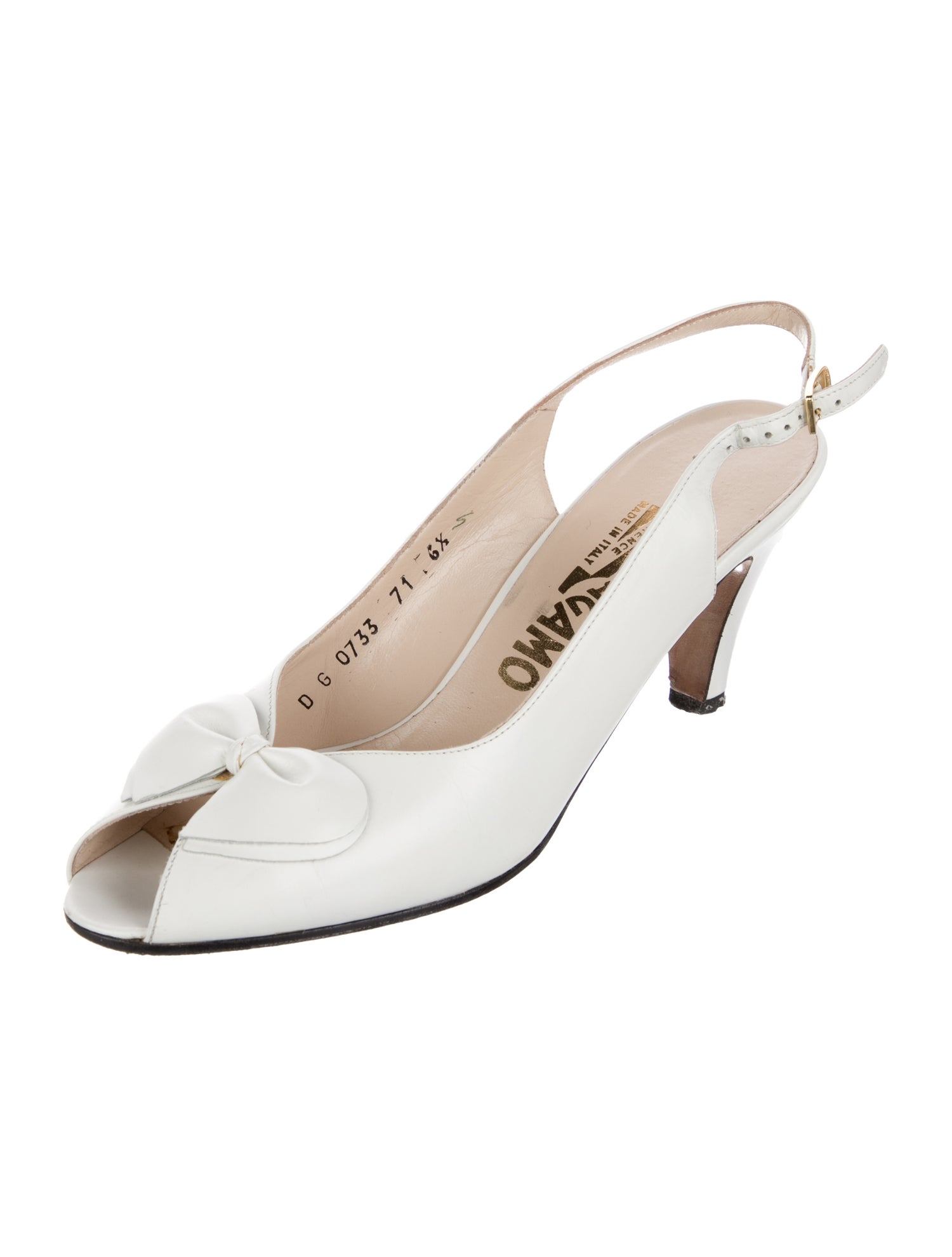 Ferragamo Leather Bow Accents Slingback Sandals